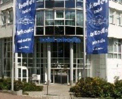Hotel Arkadia Friedrichsdorf Buitenkant foto